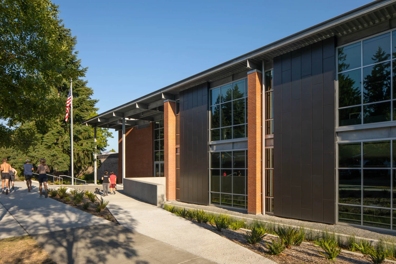 LS20210715_ingrahamhs_002v2_s-lg1920