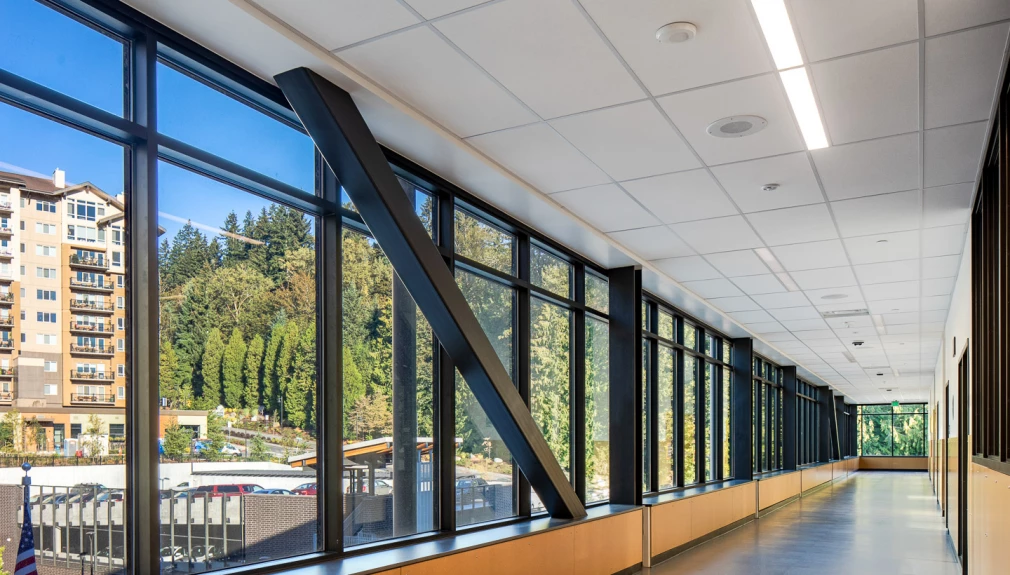 20220921-5-Hallway3-385A7542-worthingtonimages2022_RT_Gallery__1440x820px